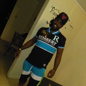 Meet your Posher, Troy